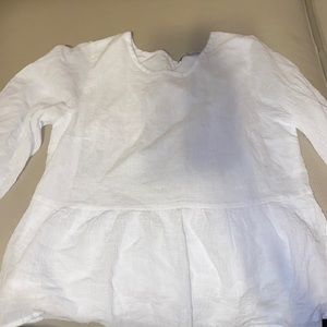 Abercrombie and Fitch top white never been worn